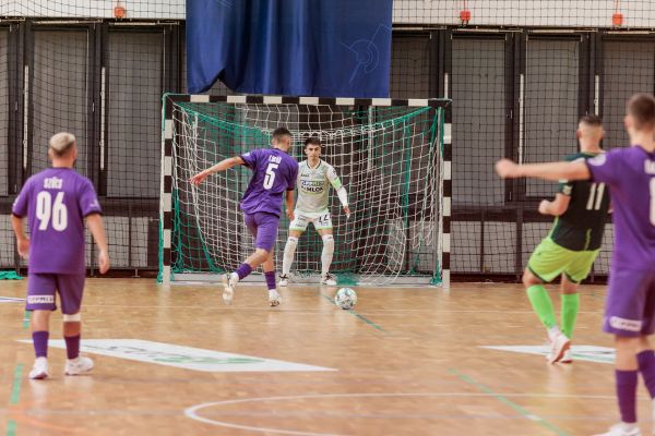 szk2024-2024-09-27-1173E9FFC87-D7E2-1EEA-F6C2-A7728638BD52.jpg